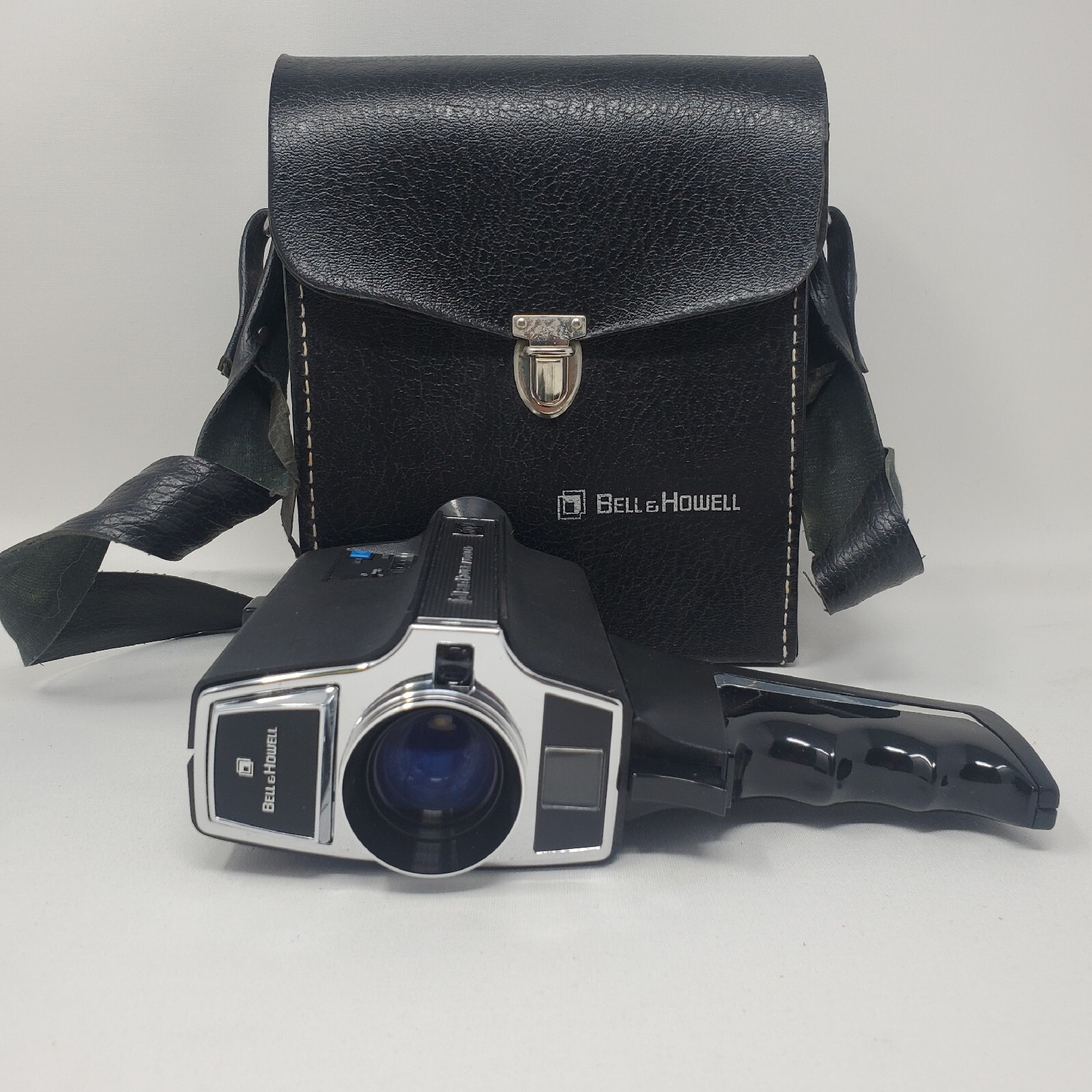 Vintage Bell & Howell Autoload Video Camera 670XL Untested Case Retro Prop Movie