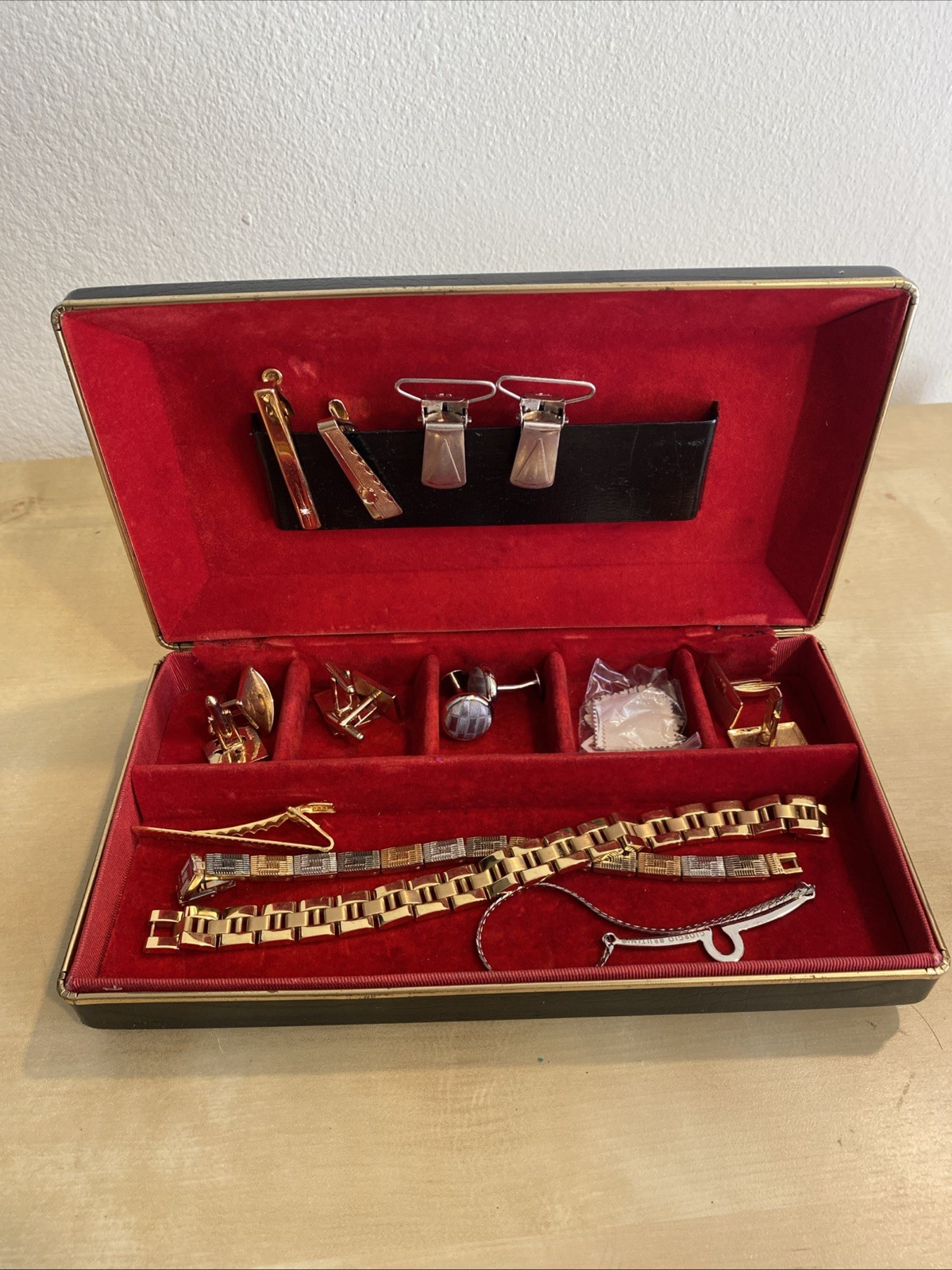 Vintage Black Jewelry Box Mixed Lot Bracelet Cuff Links Tie Clips