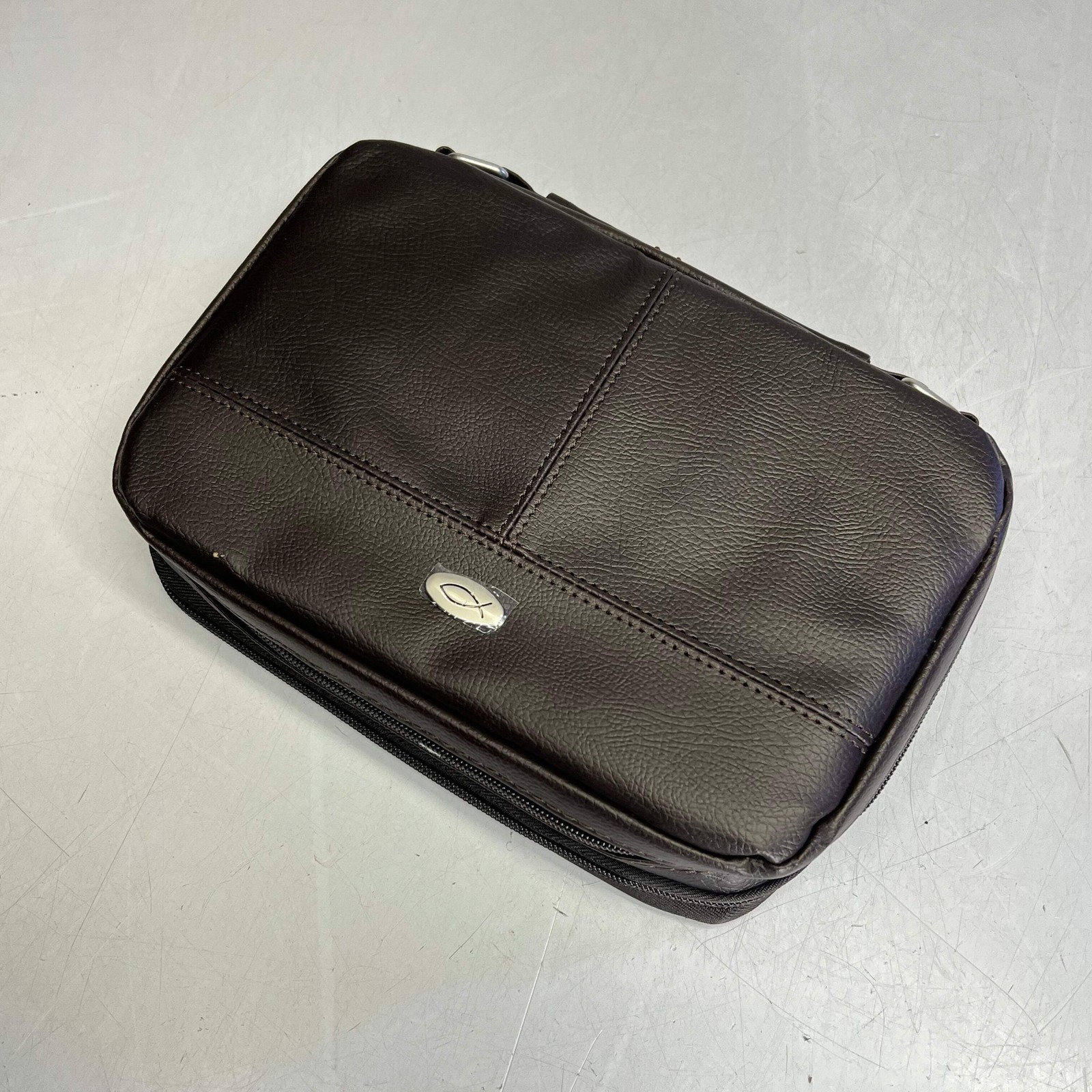 CHRISTIAN ART GIFTS Two-fold Faux Leather Organizer Bible Cover Brown 6"X9"