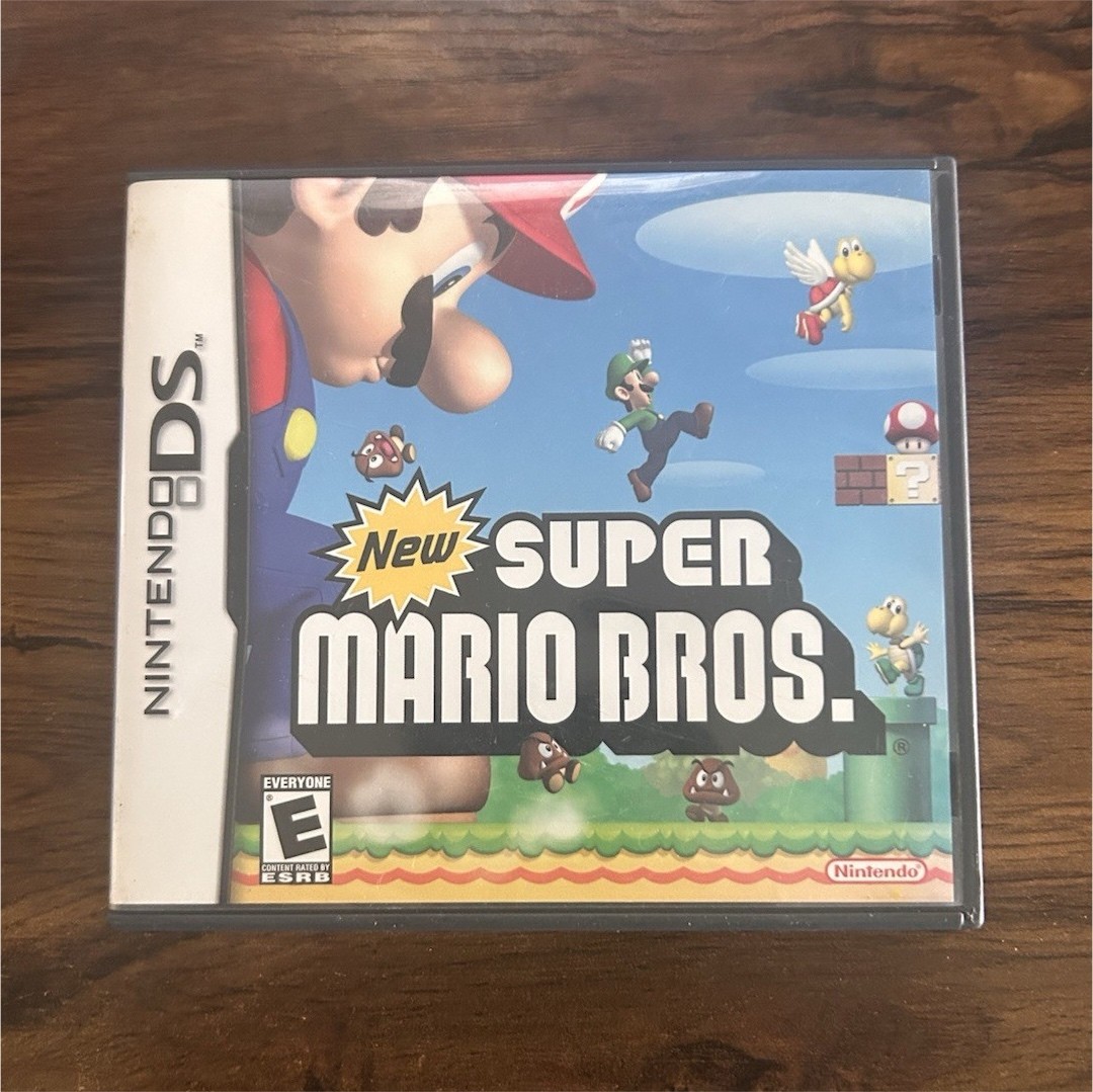 Nintendo New Super Mario Bros. Original Game Case and Manual Nintendo DS no game