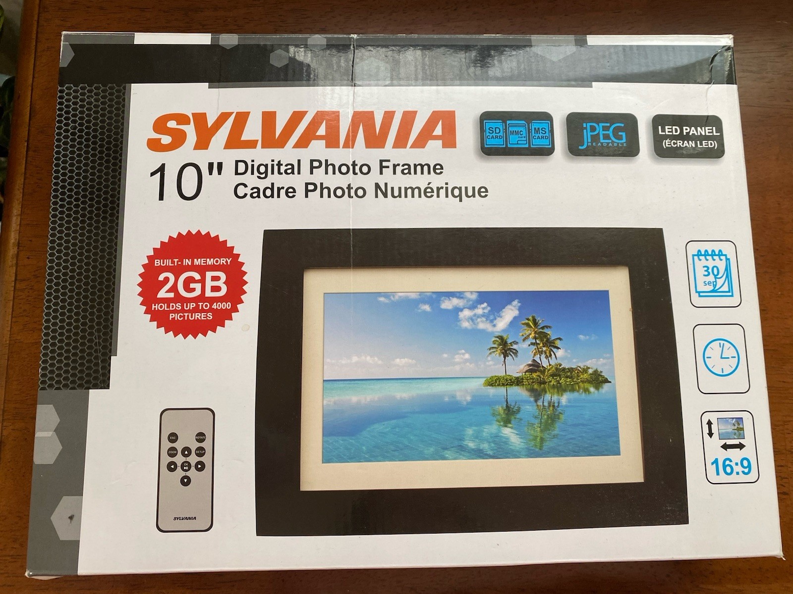 Sylvania  10" LED Multimedia Wood Finished Digital Photo Frame, New