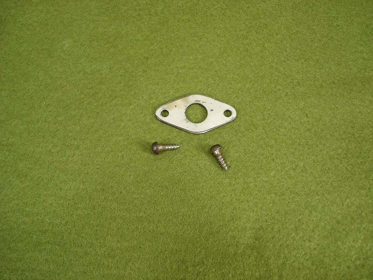 Edison Amberola 30 Phonograph Crank  Escutcheon