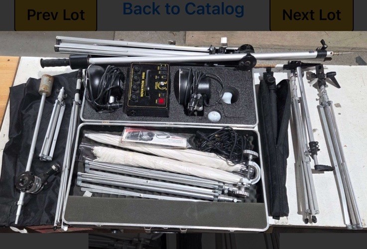 Novatron V600-D 2Light Studio Photography Light/Flash Head Kit with Accessories