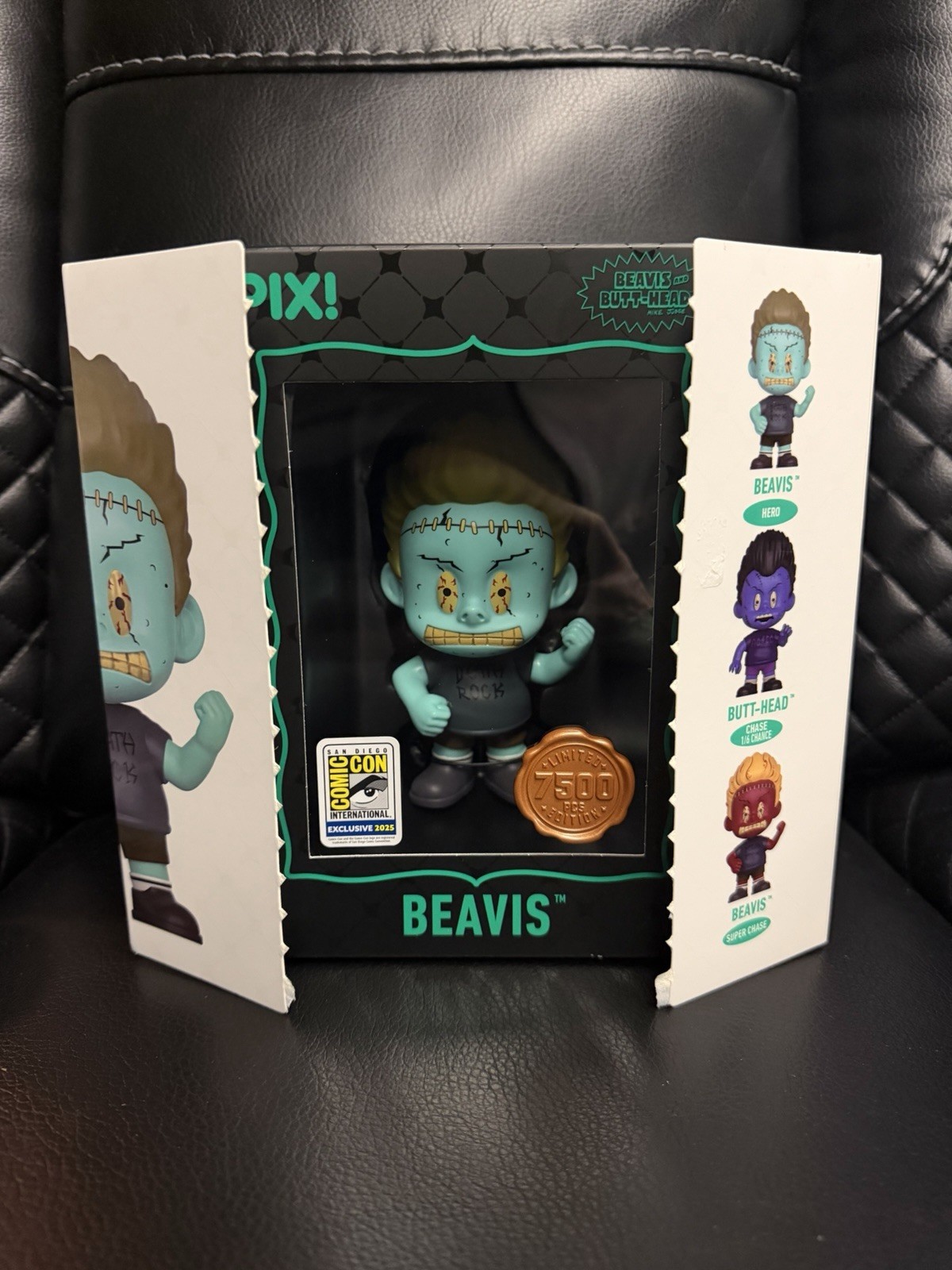 Thrilljoy Pix! Beavis SDCC EXCLUSIVE Figure HERO LE 7500 pcs