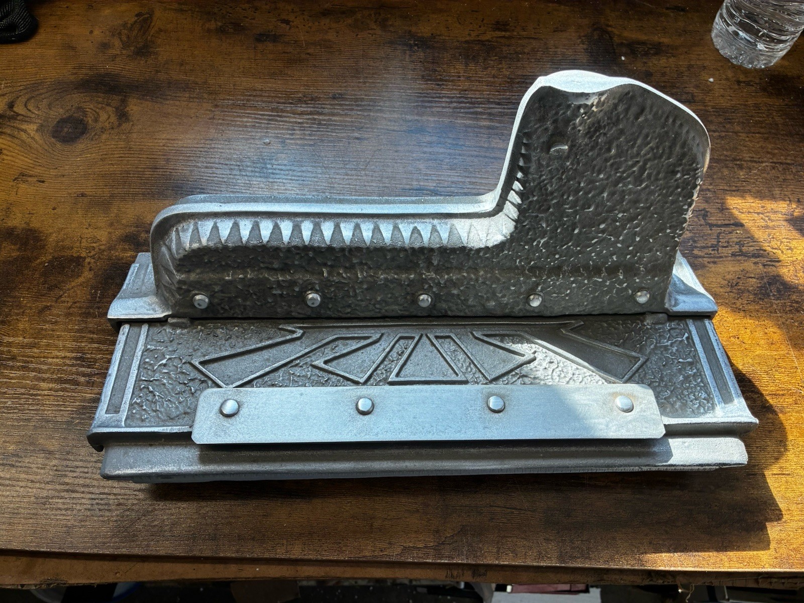 Reproduction Mills War Eagle Slot Machine Bonnet Top Casting