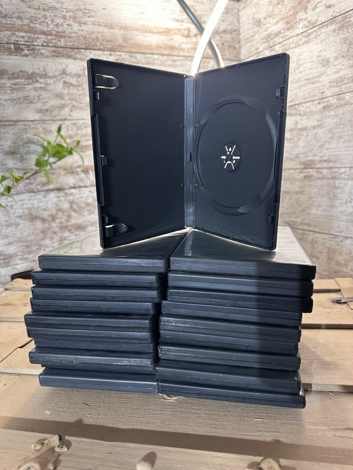 Set of 20 Black DVD Replacement Cases. Empty/standard size, Holds Single disc