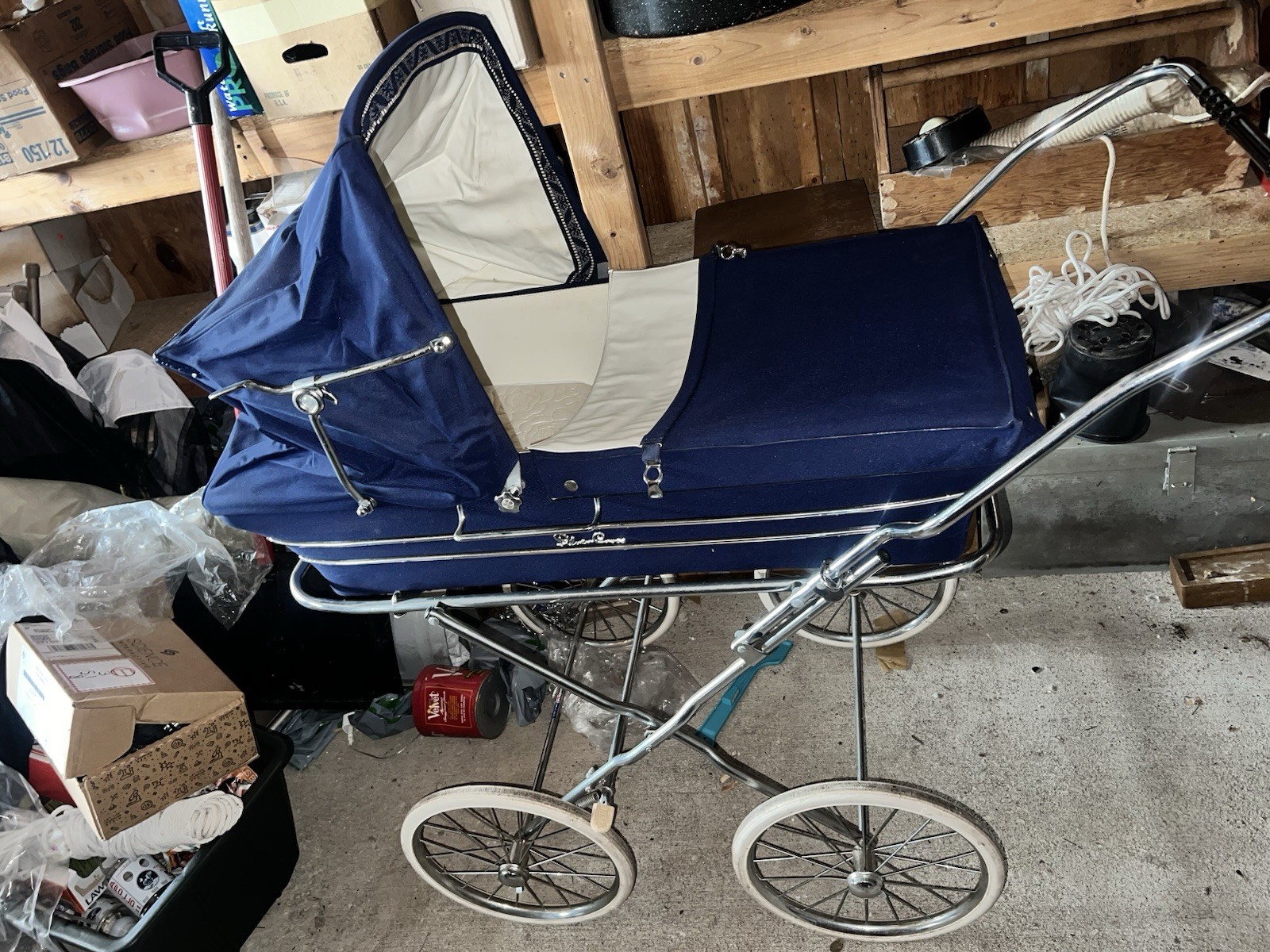 Vintage Silver Cross Pram Carriage/Stroller - Made In England, PICK UP ONLY!