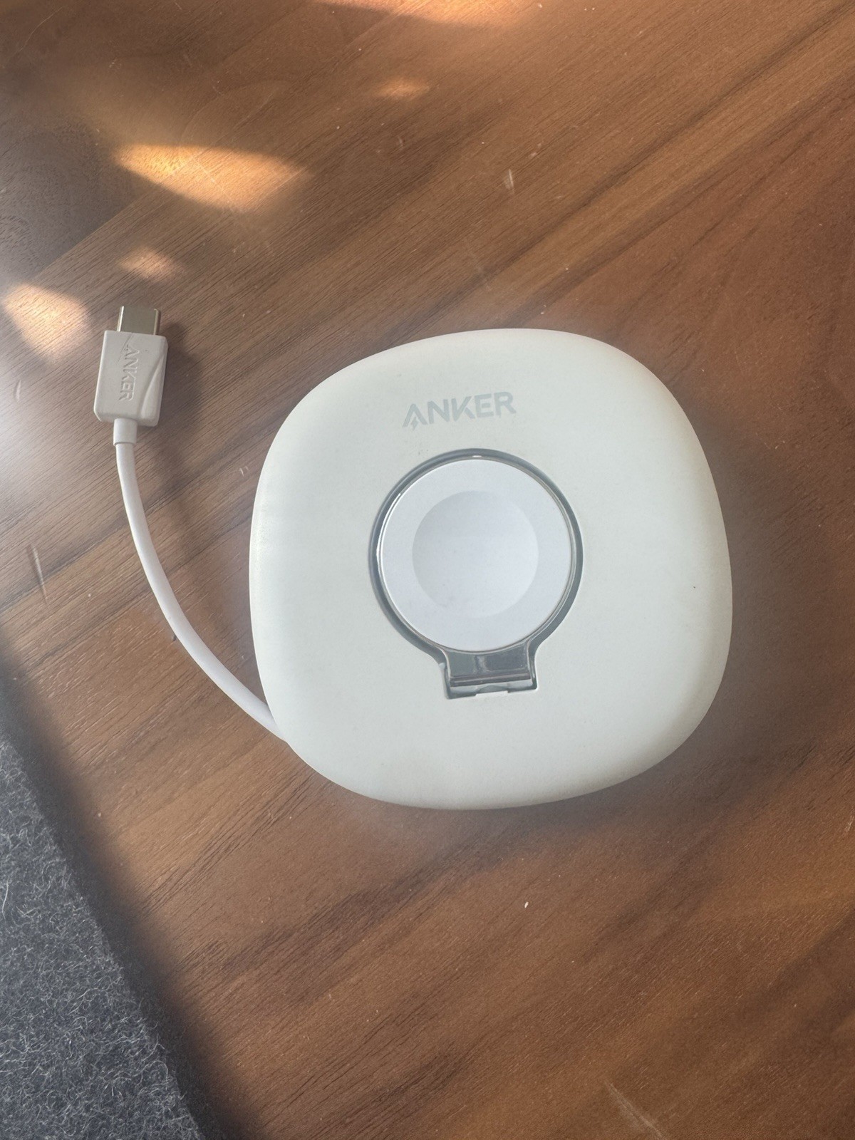 Anker Magnetic Charging Dock For Apple Watch