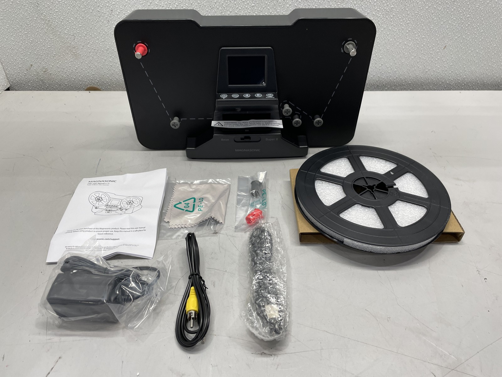 Magnasonic Super 8/8mm Film Scanner FS81