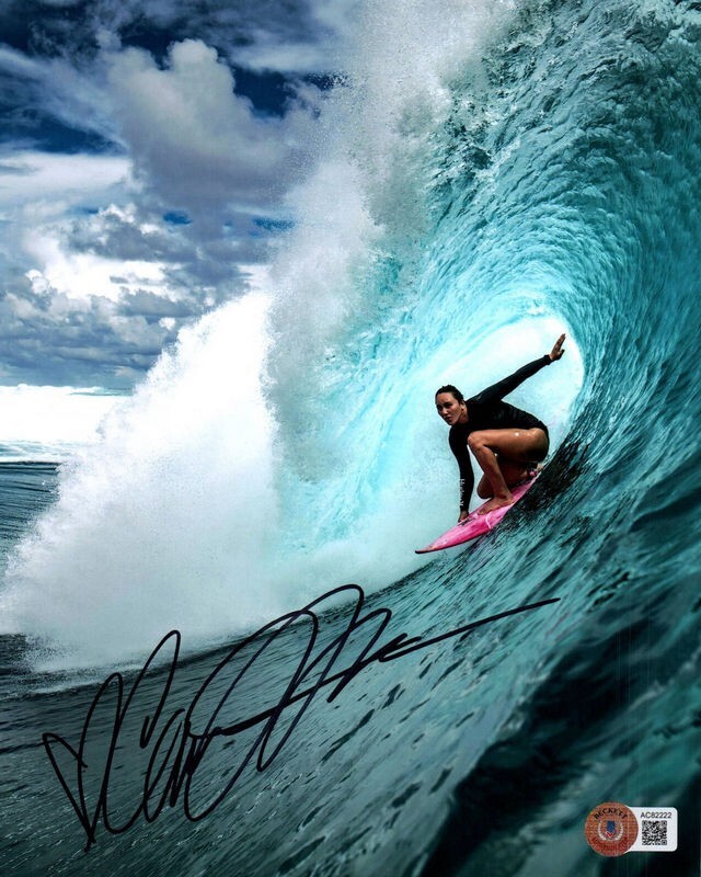 REPRINT - CARISSA MOORE Surfer Surfing Signed 8 x 10 Photo Man Cave