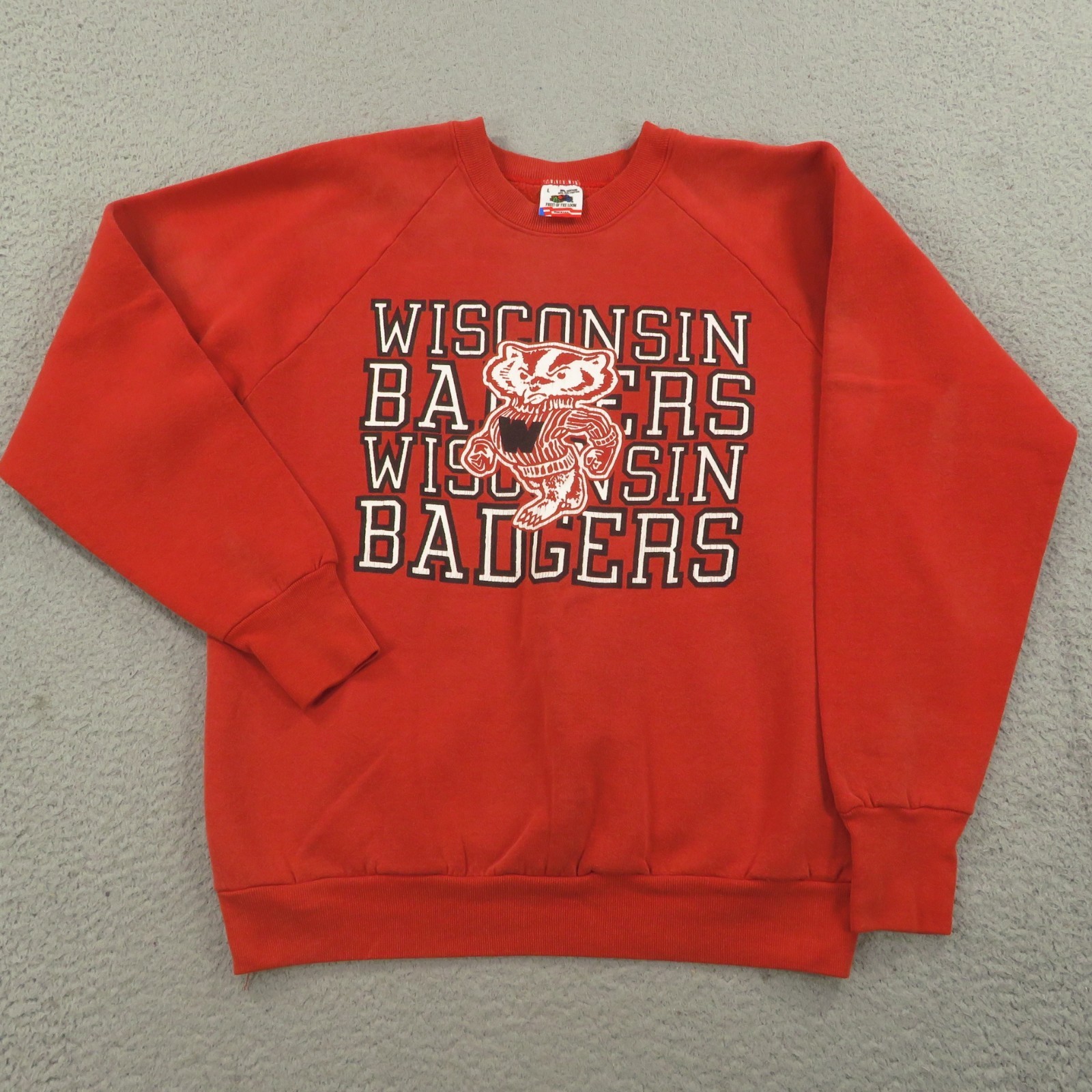 VINTAGE Wisconsin Sweatshirt Large Mens 90s 50/50 Pullover Graphic Crew Sweater