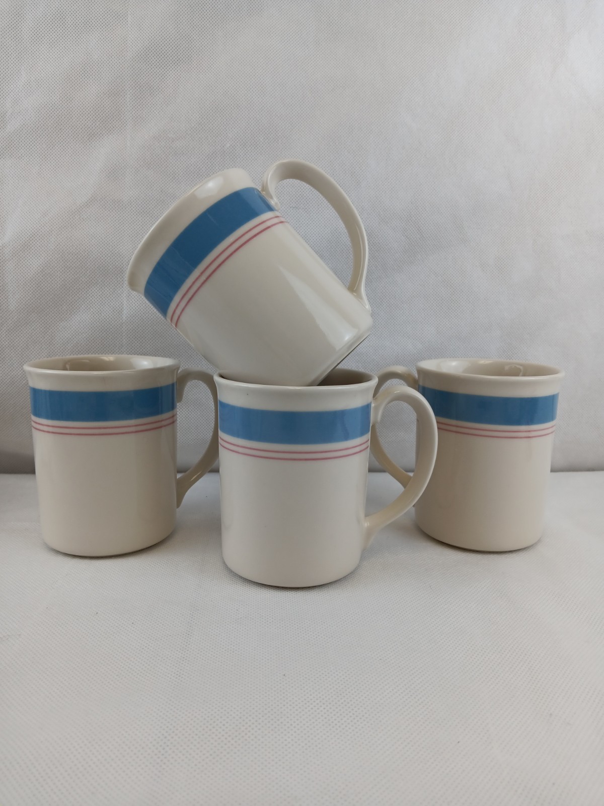 (4) Vintage Corning/Corelle Colonial Blue Mugs