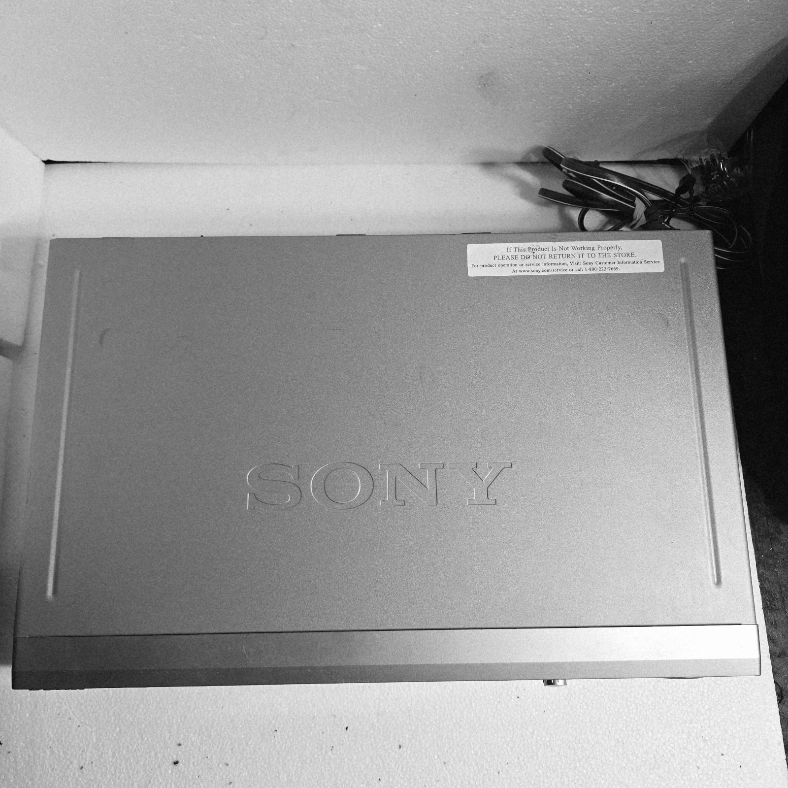 Sony SLV-N81 VCR great condition, no remote 