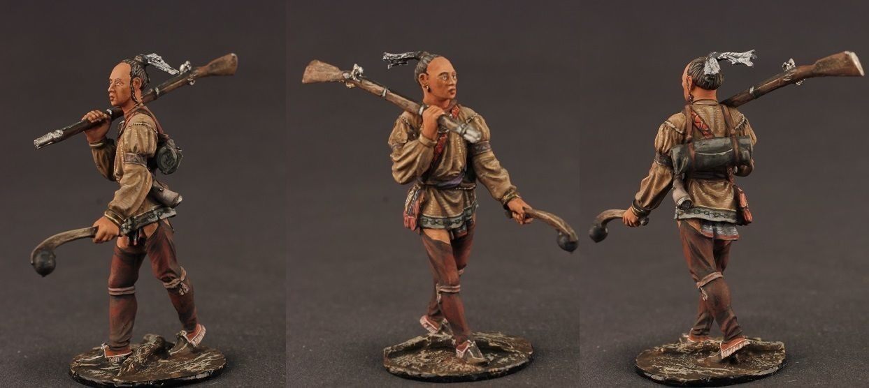 Tin toy soldiers  ELITE painte 54mm. Indian with a gun