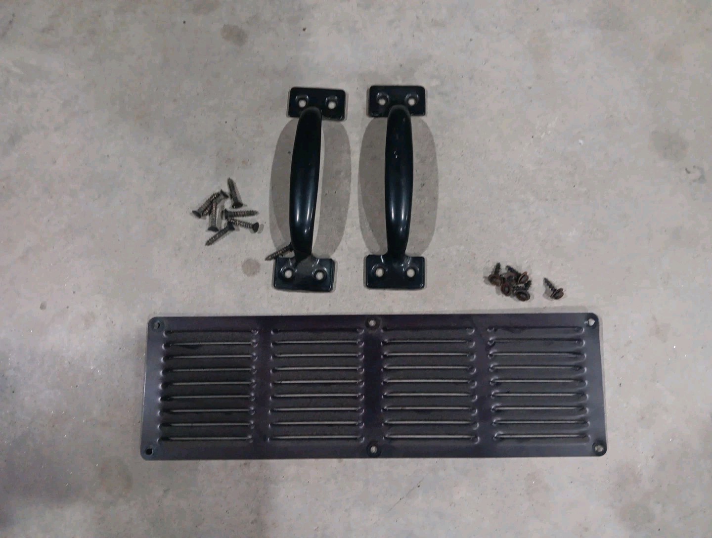 Rush 2049 Arcade Back Handles And Vent