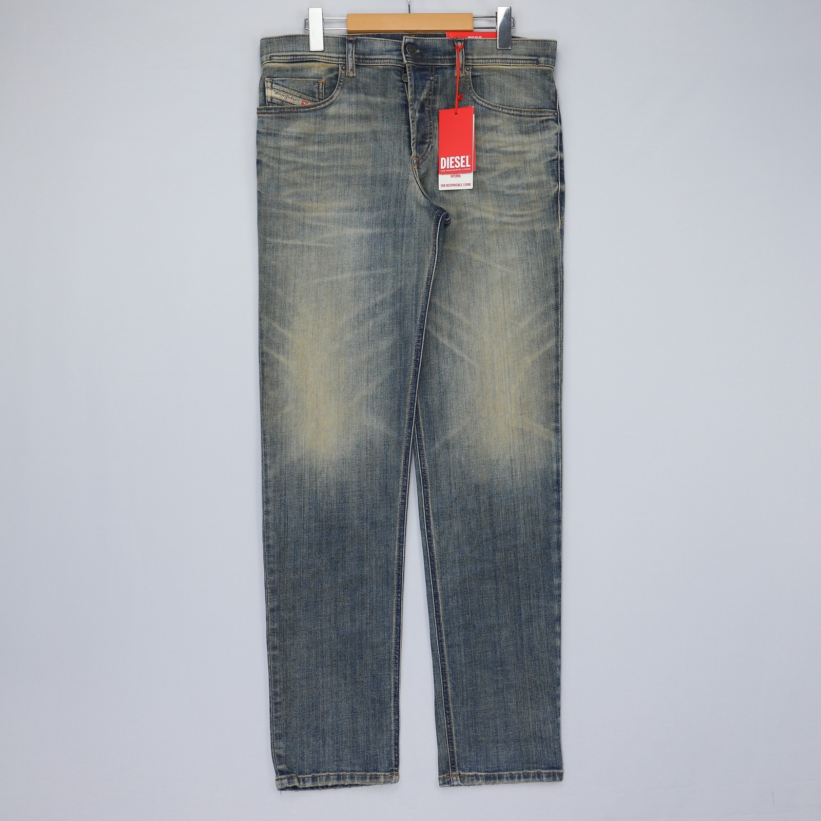 Diesel Mens Jeans 2023 D-Finitive Trousers Tapered Leg Mid Rise Blue Size NWT