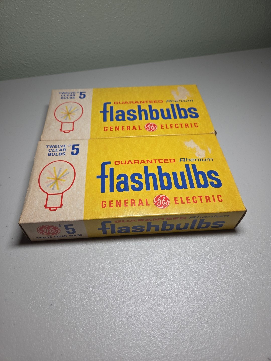 VTG Camera Flash Bulbs GE #5 Clear FlashBulbs Rhenium 1 pack of 12, 2 available