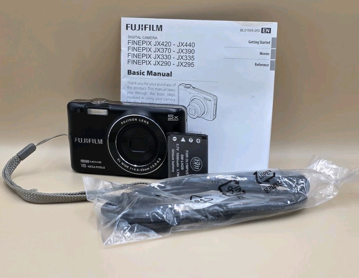 Please Read Cosmetic Flaws~Fuji Finepix Jx650~ 16Mp 5X Zoom Digital Camera 