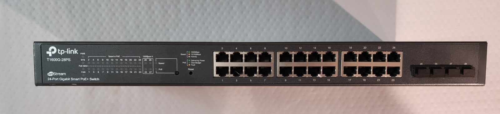 TP-LINK JetStream T1600G-28PS 24-Port Gigabit Smart PoE+ Switch