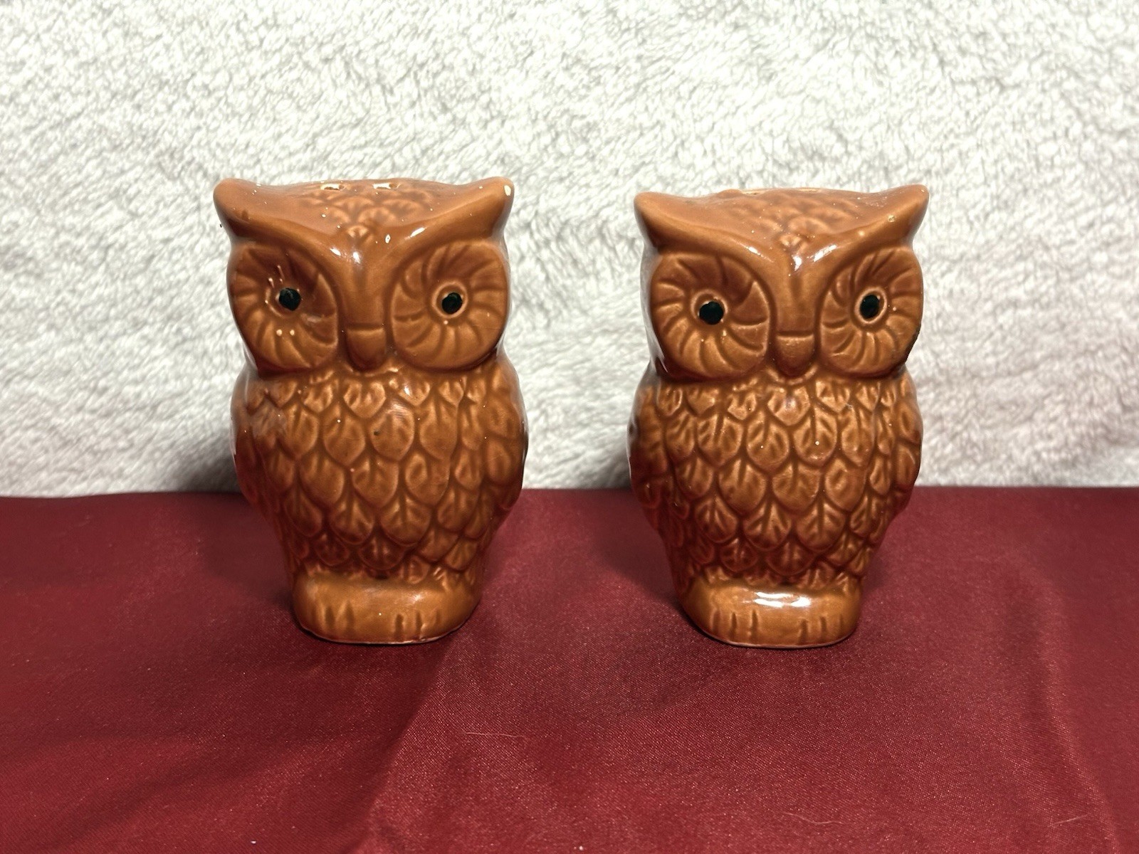 Vintage 1970’s Ceramic Salt & Pepper Shakers Owl Set Figurine With Plugs