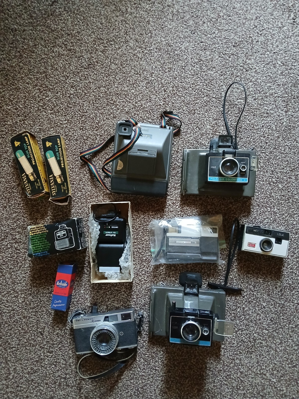 Camera & related lot--11 pieces total