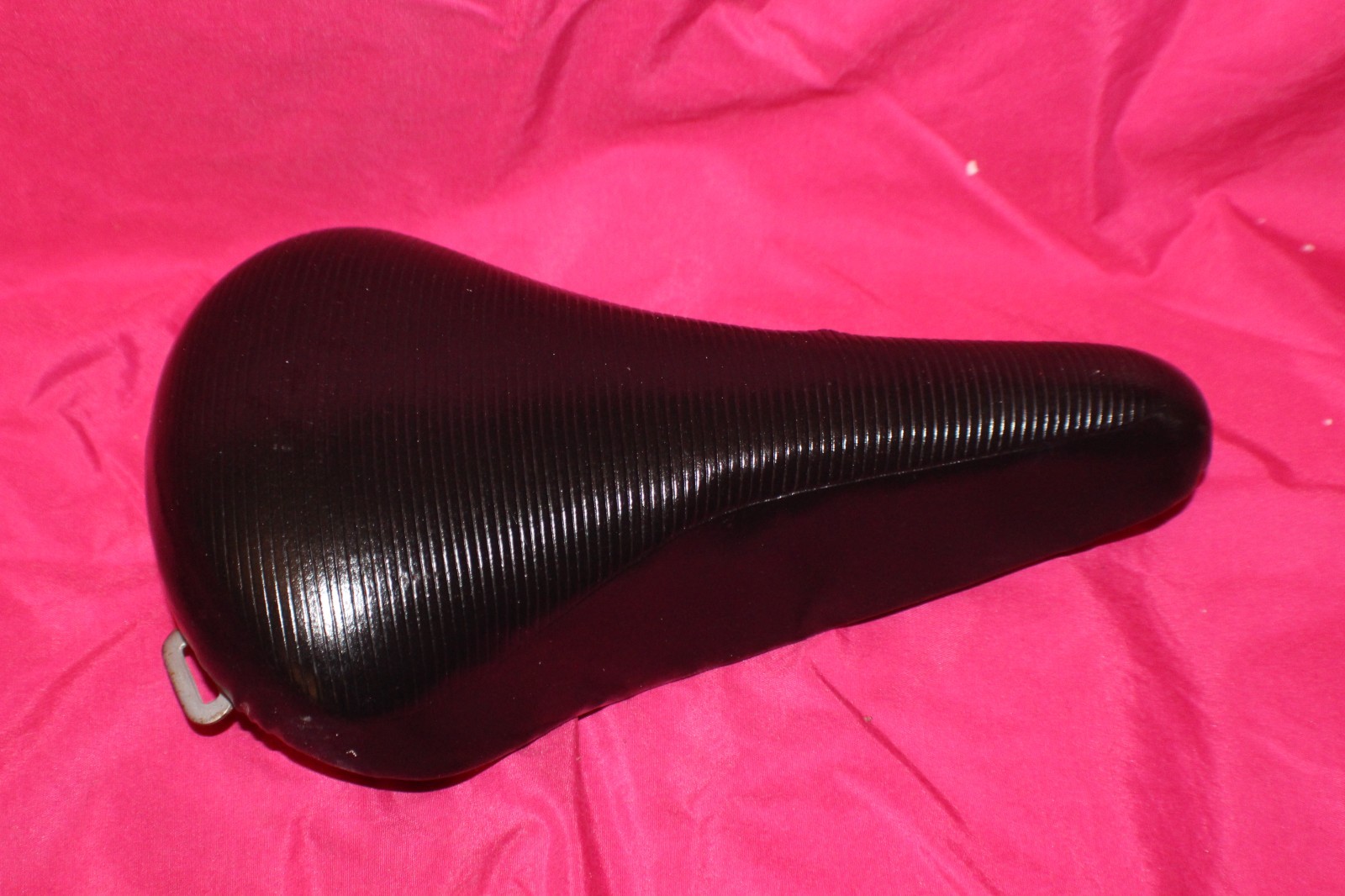 VINTAGE ROSS BICYCLE SEAT 1970S-1984