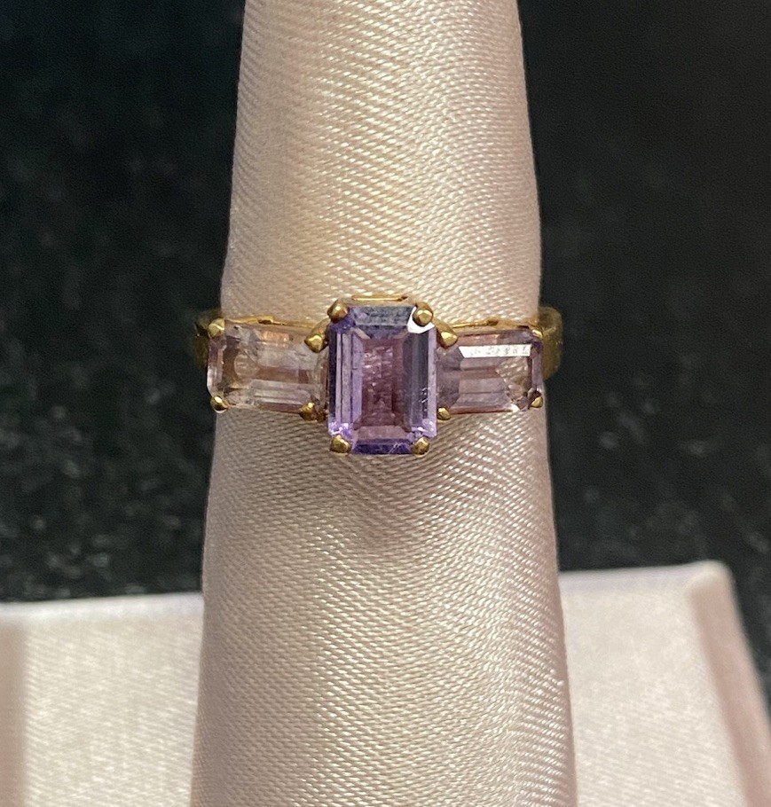 Amethyst 14k GOLD Vintage Antique Ladies Ring**** Size 6.5