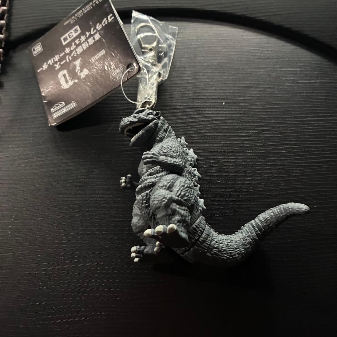 Toho Kaiju Series Godzilla Figure Keyholder