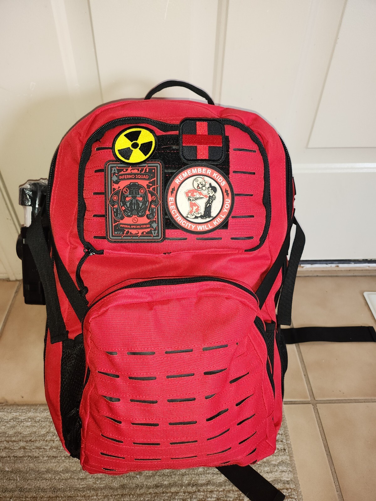 Emergency First Responder Medical bag with full Medical Kit.