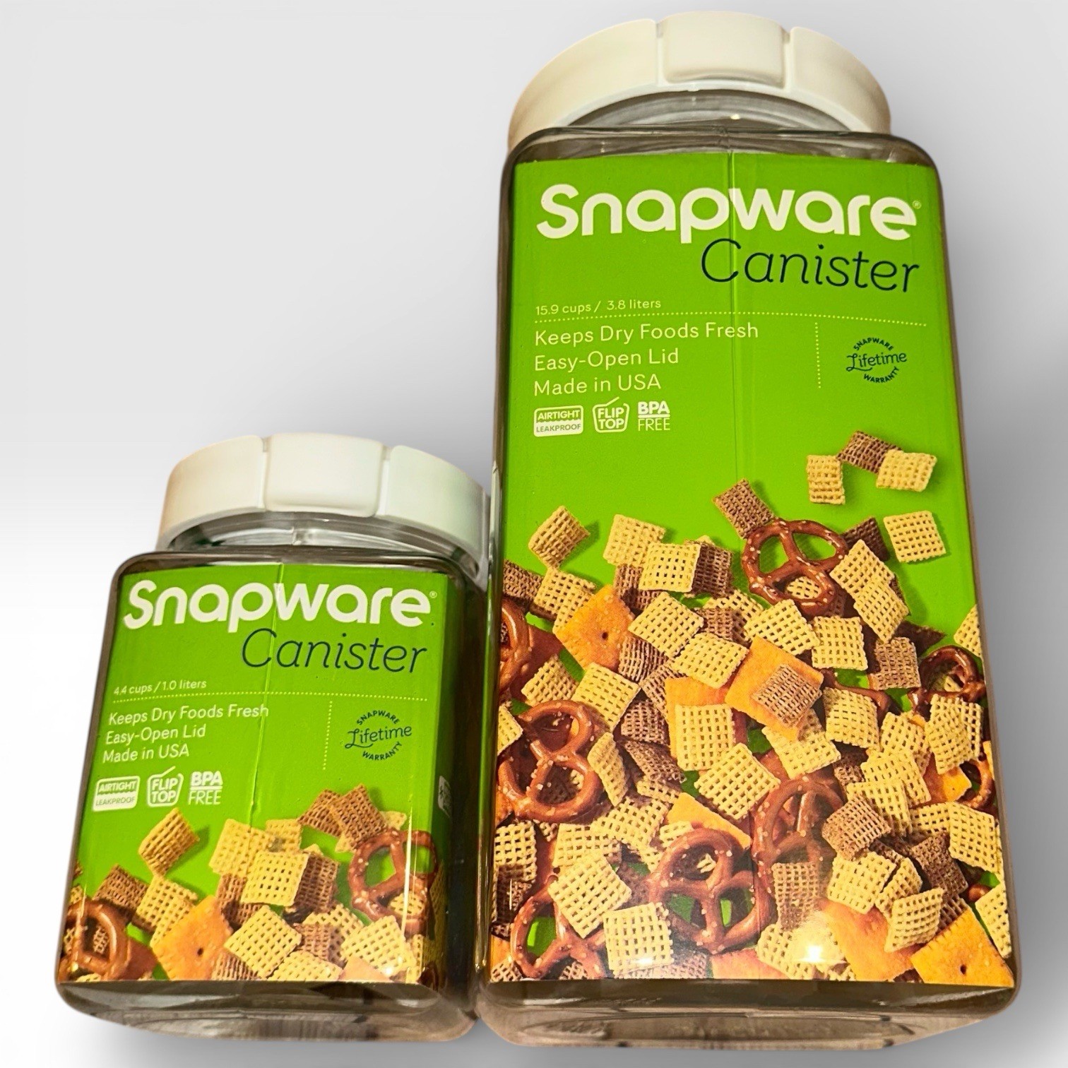 Snapware Airtight Plastic Food Storage Canisters Lot Of 2 Large & Small NEW