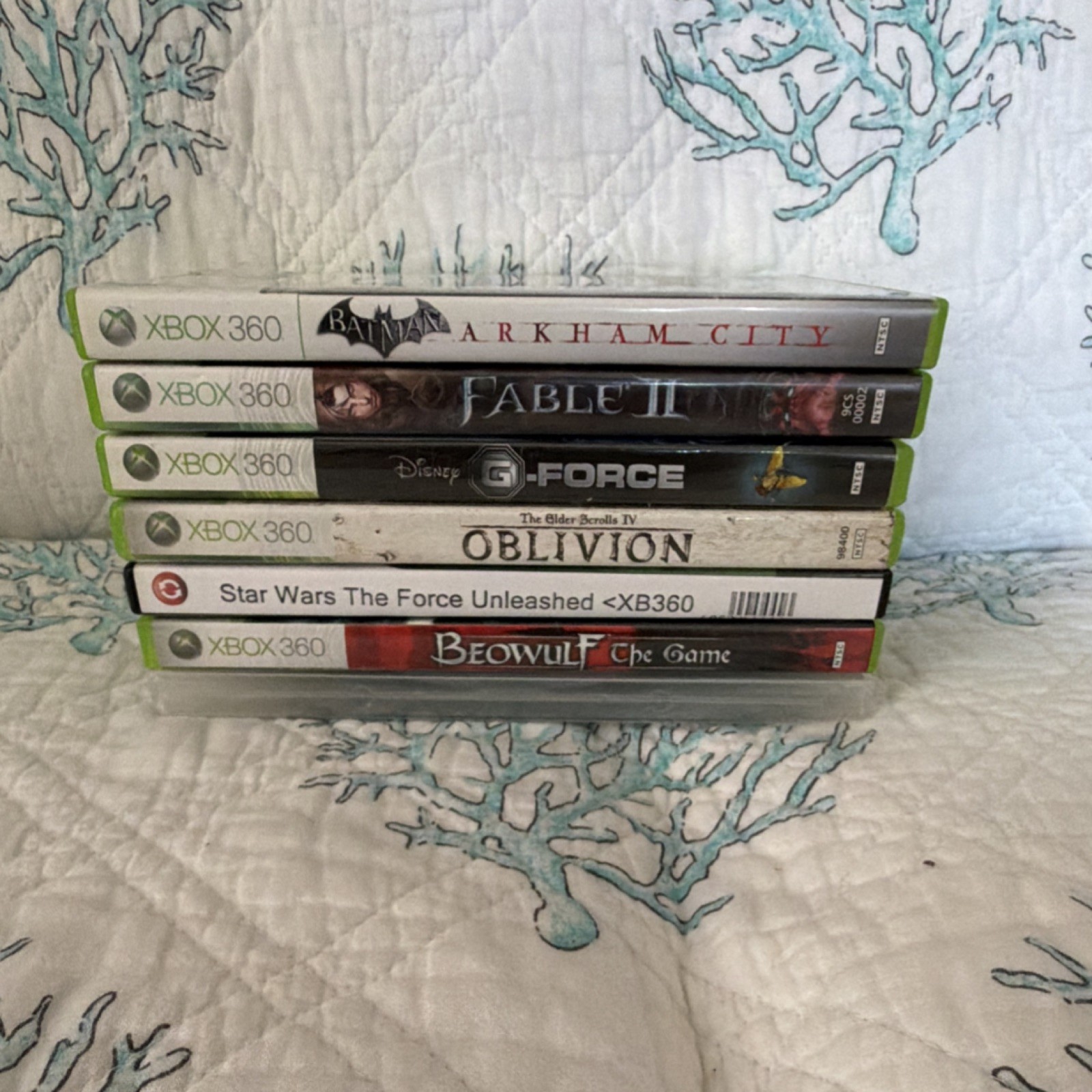 Microsoft Xbox 360 Game Lot: Batman, Star Wars, Skyrim, Fable II, G-Force…