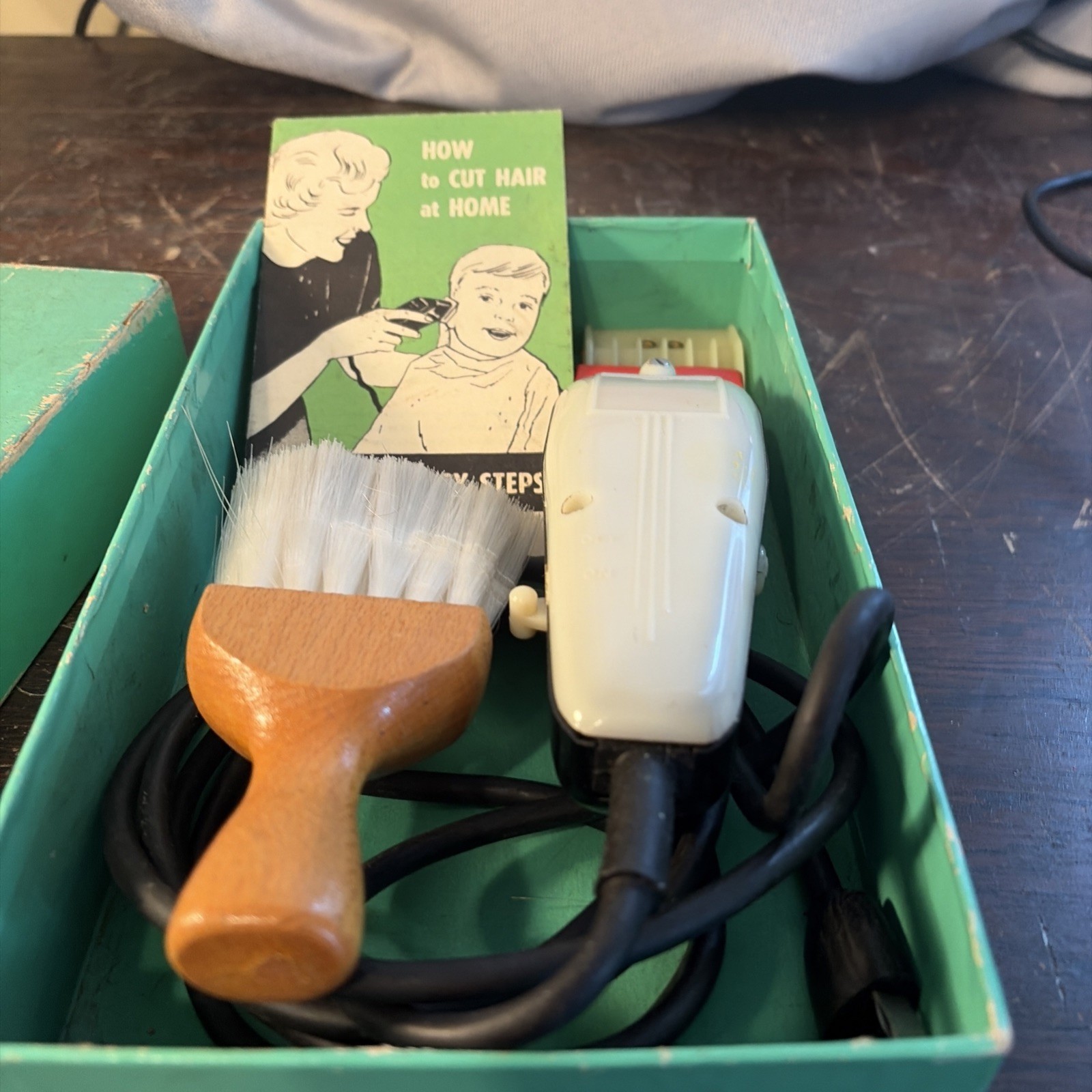 Vintage Charlescraft Professional Electric Hair Clipper With Vintage Wahl Guard