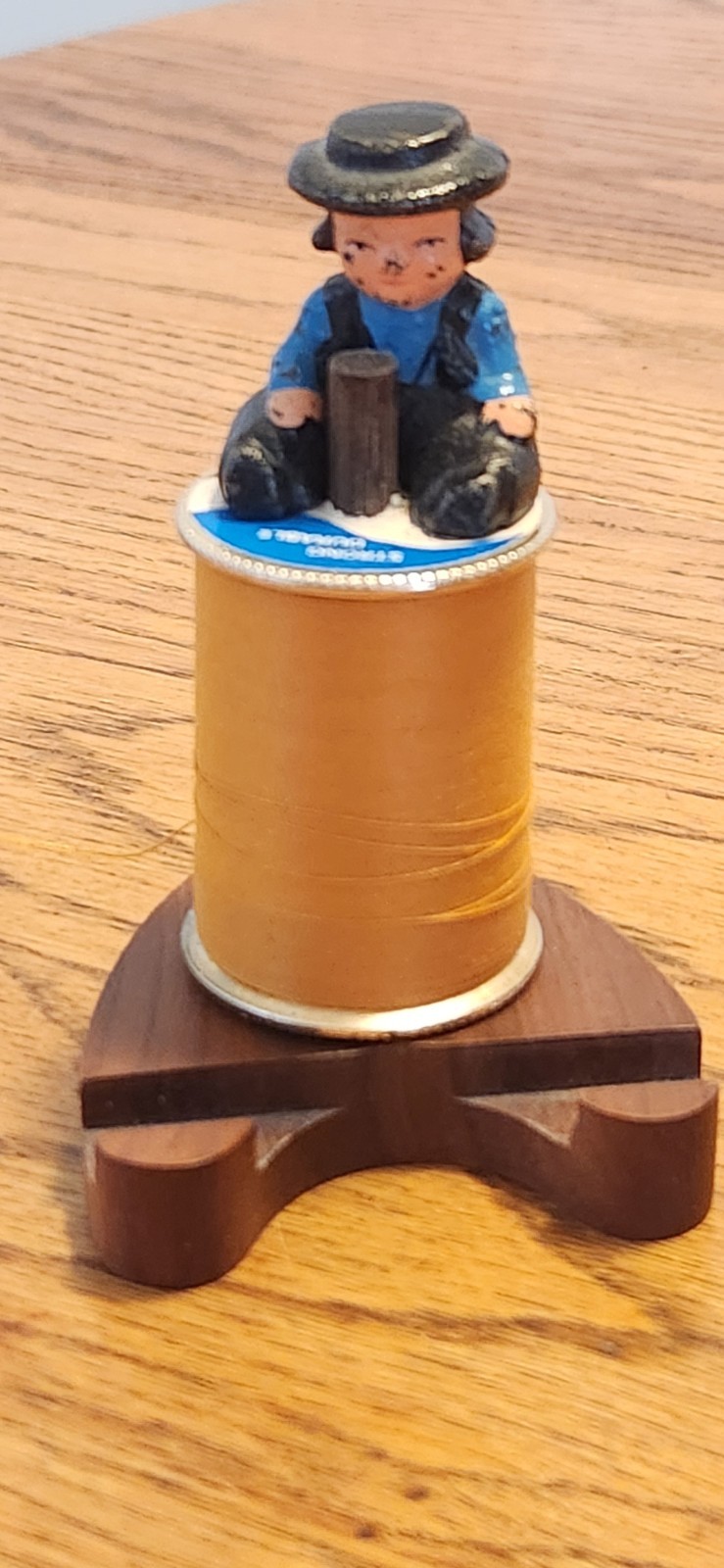 Antique Cast Iron Thread Spool Holder ~ Commercial Sewing Thread Holder