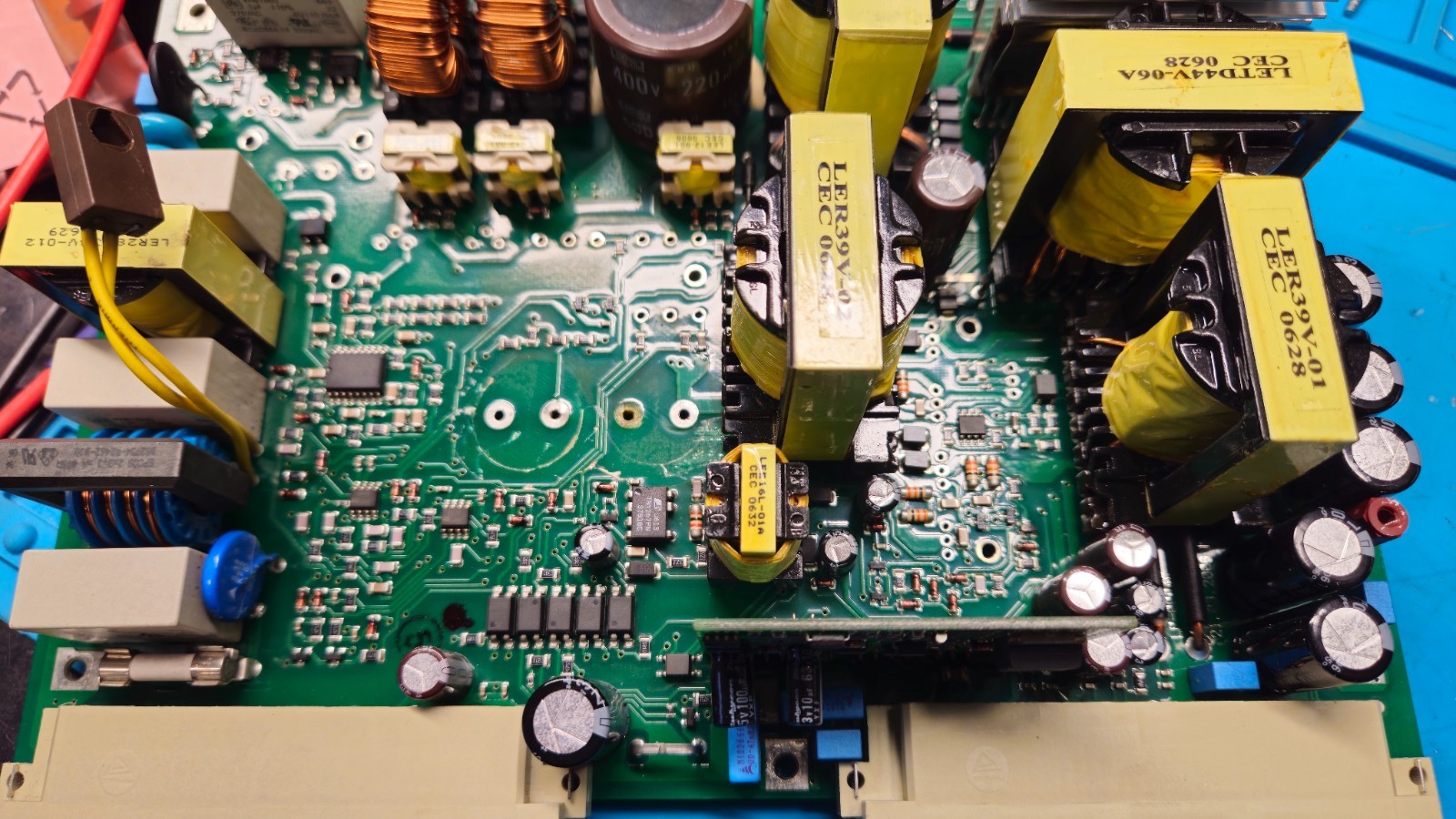 Electronics repair service