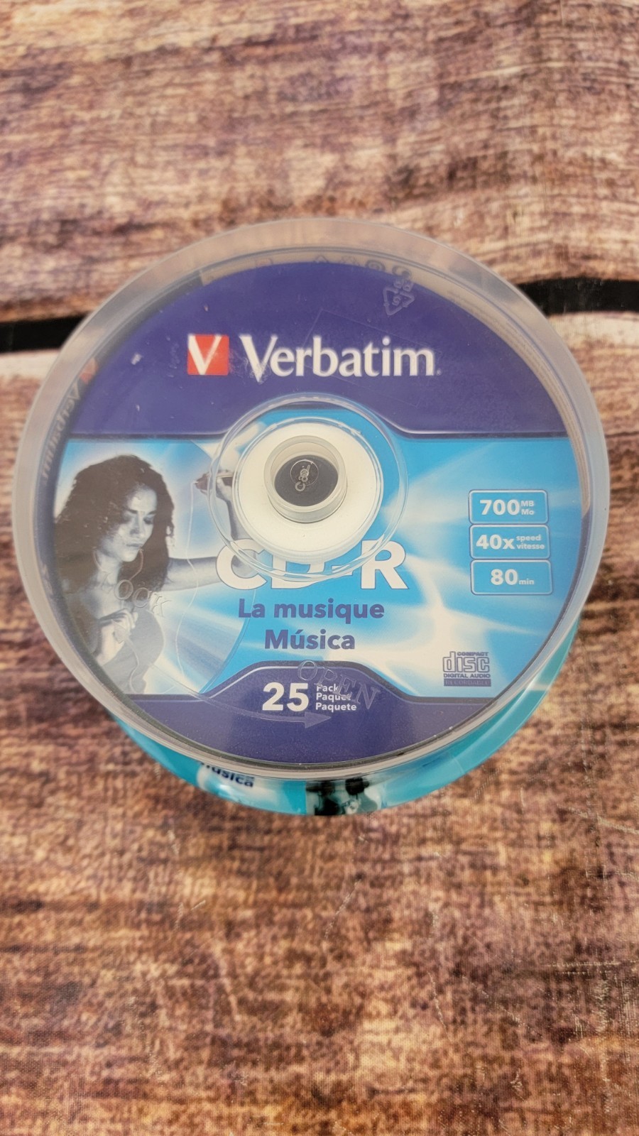 25 VERBATIM Music CD-R 40X  Branded Logo 700MB Audio Media Disc Spindle 96155