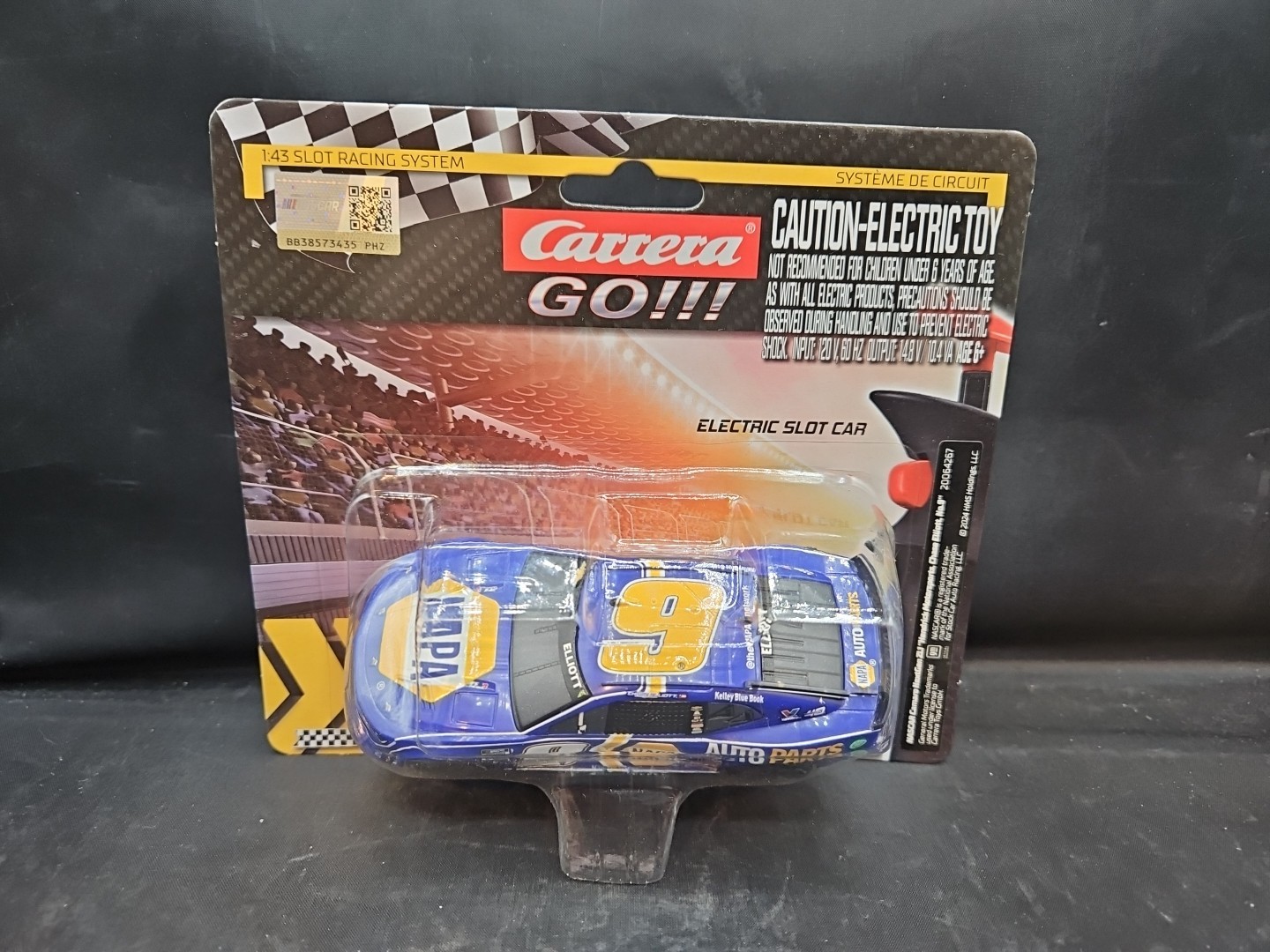 Carrera GO!!! 64267 NASCAR Camaro NextGen ZL1 Chase Elliot, #9 1/43 Slot Car
