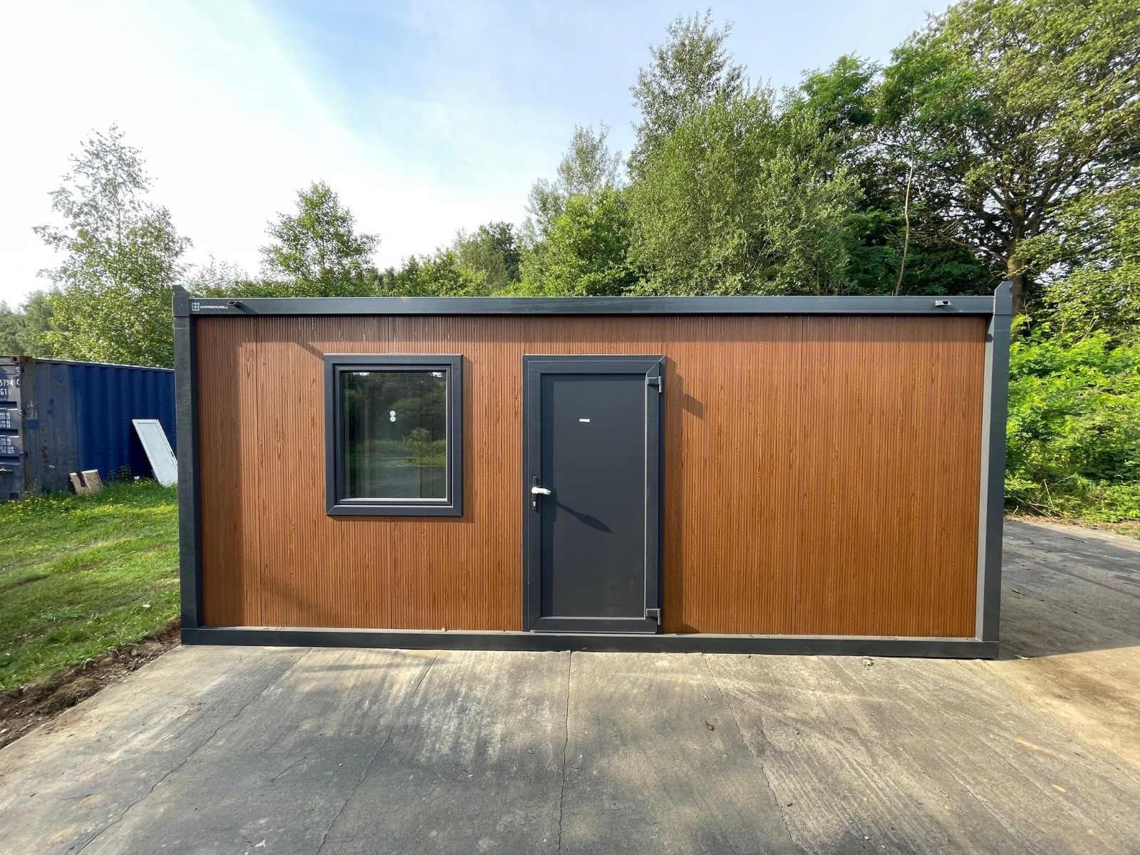 Living Container 20ft | Insulated | Year-Round Use | Modular Building