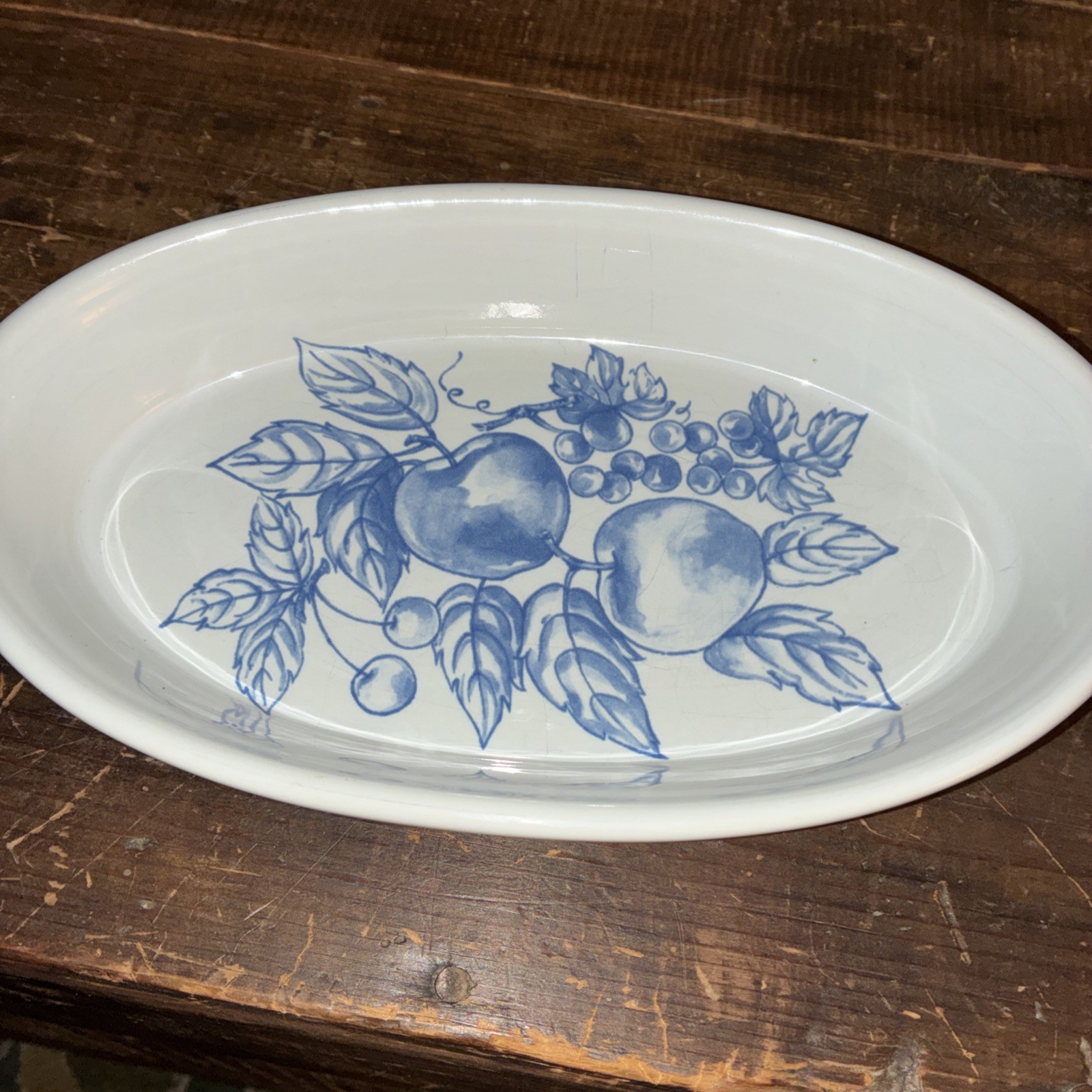 Brunelli Oval White & “ Blue Fruit” Oval Baking/ AuGratin Dish 10” Italy