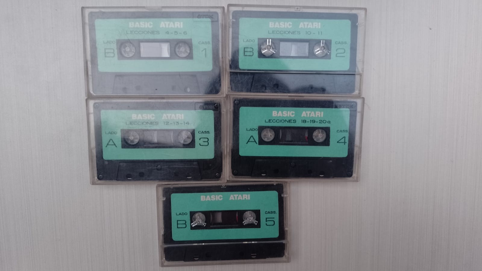 ATARICLON LOT - BASIC ATARI COURSE - CASSETTES- SPANISH - COMPLETE -RARE