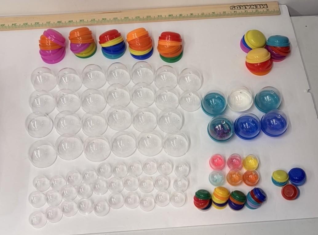 32 Big 36 Small With Lids Lot EMPTY BULK VENDING CAPSULES GUMBALL MACHINE