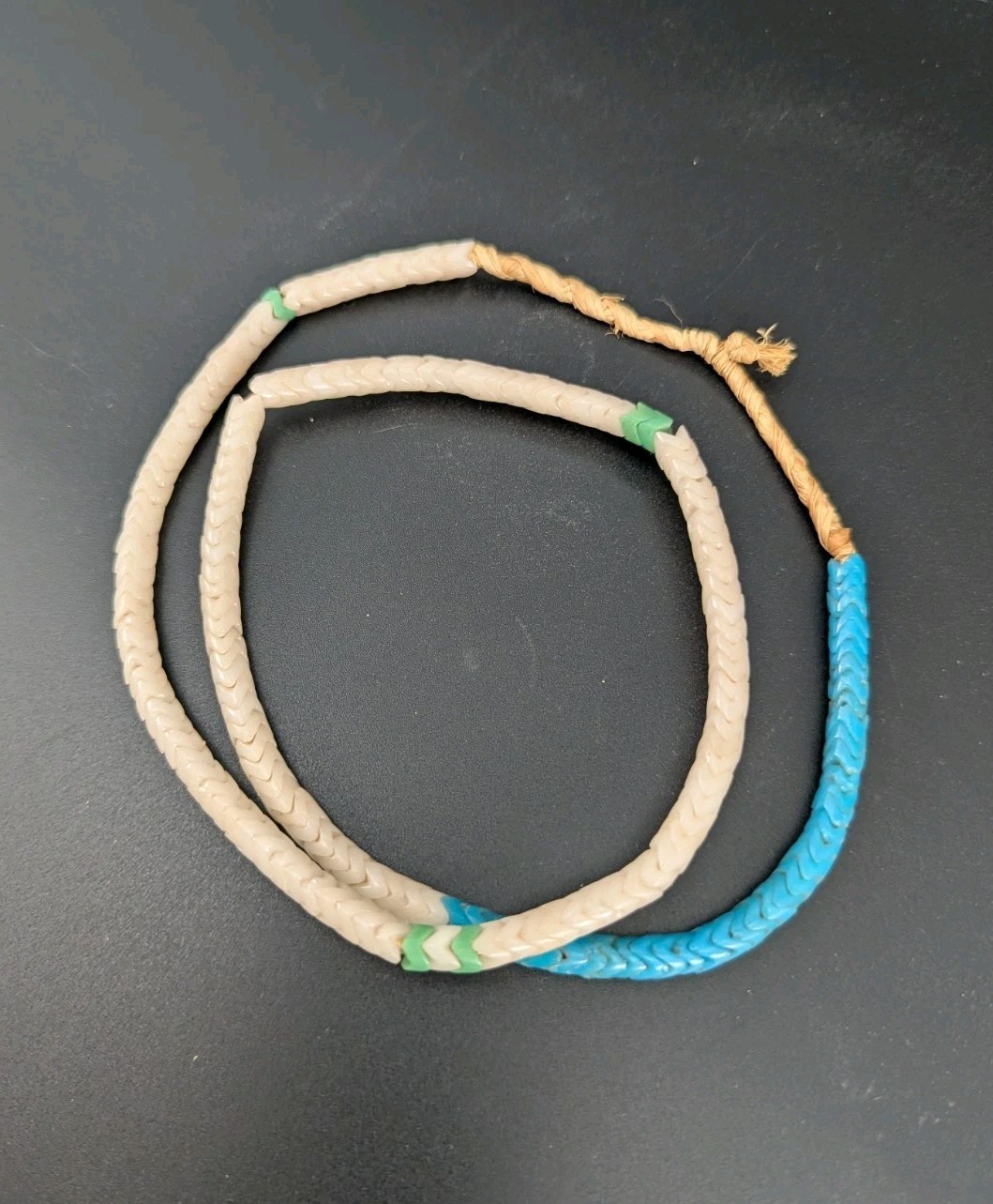 BLUE and WHITE SNAKE BEAD Antique Trade Beads, Interlocking Snake, Small 6 mm 