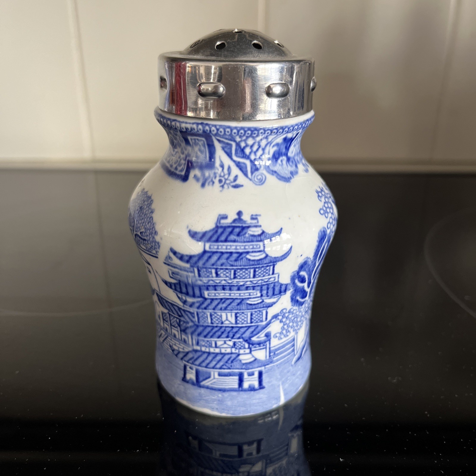 Carlton Ware Blue Willow Muffineer Sugar Shaker 5”