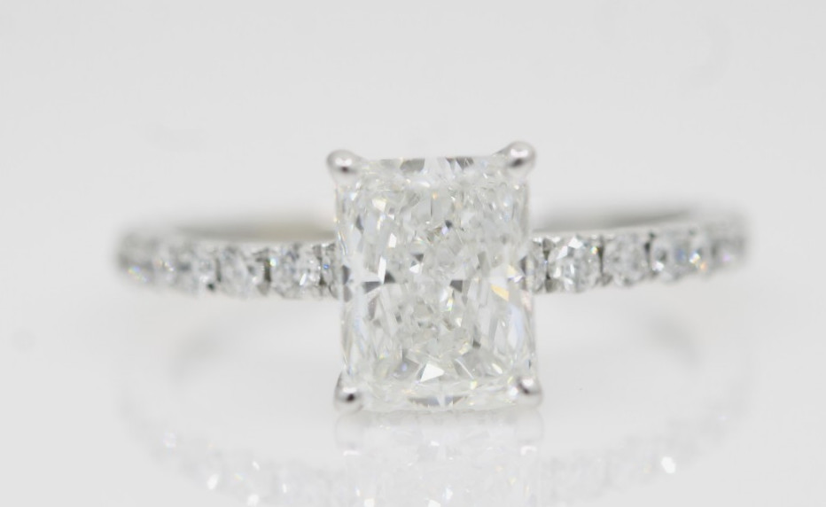 14K White Gold 2.15 TCW Natural Diamond Radiant Engagement Ring Size 6