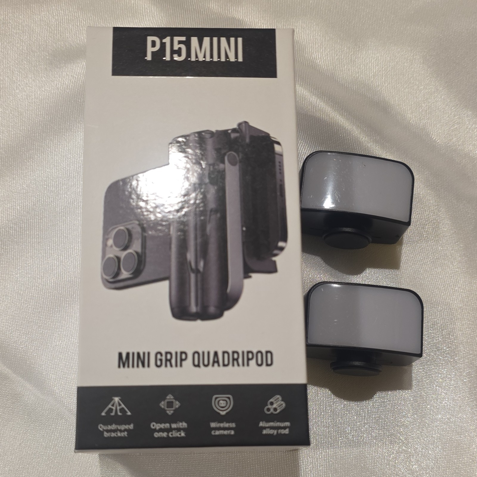 P15 MINI Quadropod Foldable Aluminum 41.5cm Wireless Remote for Smartphone