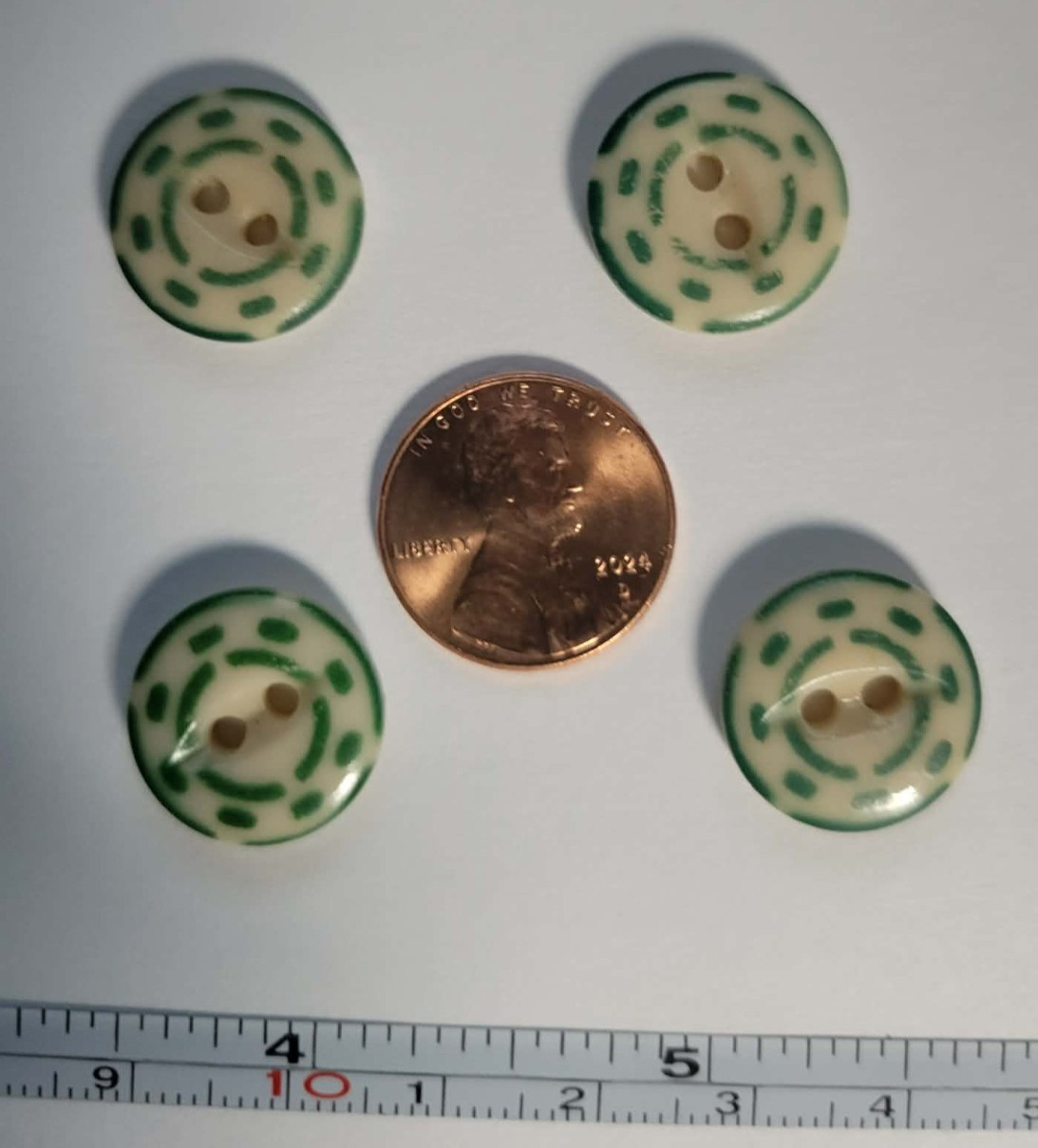 4 ANTIQUE #18 CHINA STENCIL buttons--GREEN-- LARGE
