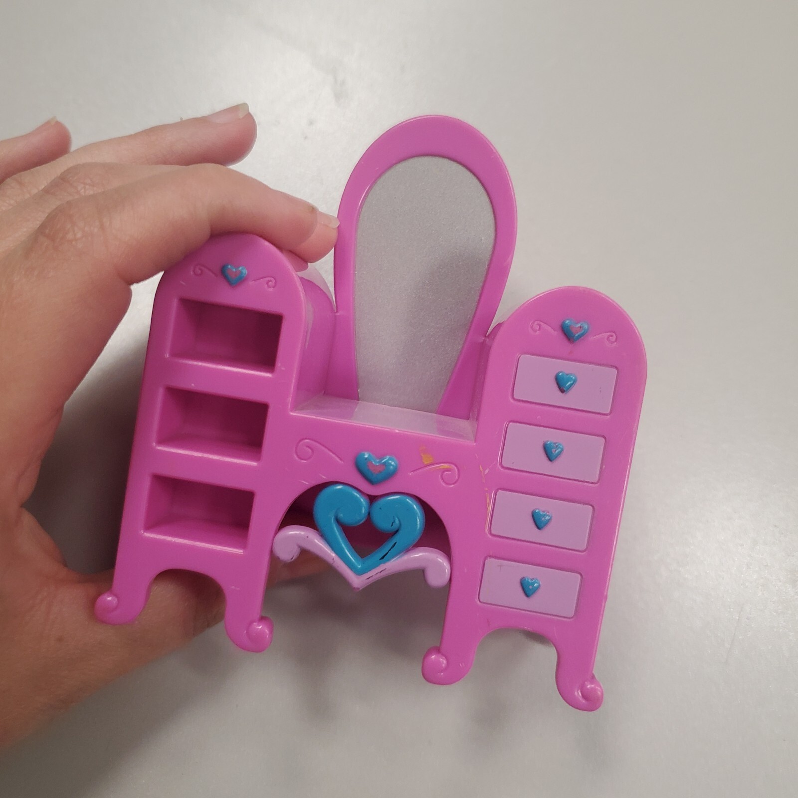 Blip Toys Hot Pink Princess Vanity Table Dollhouse Miniature Hearts Designs