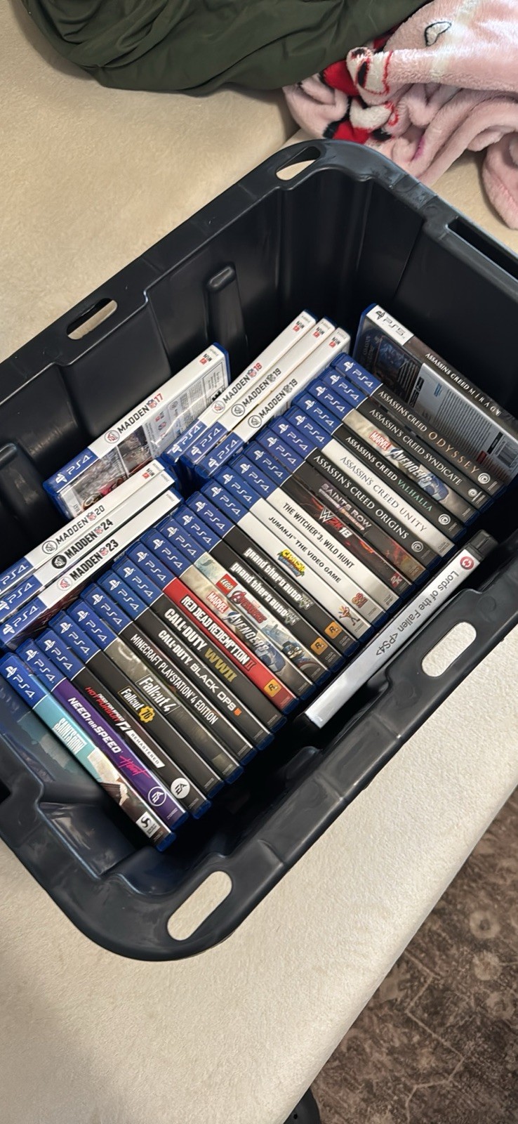 PS4 Games Bundle/Lot (32 games)