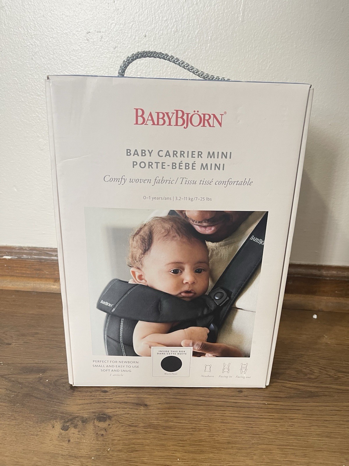 BabyBjörn Baby Carrier Mini Black, Machine Washable, Buckle Closure