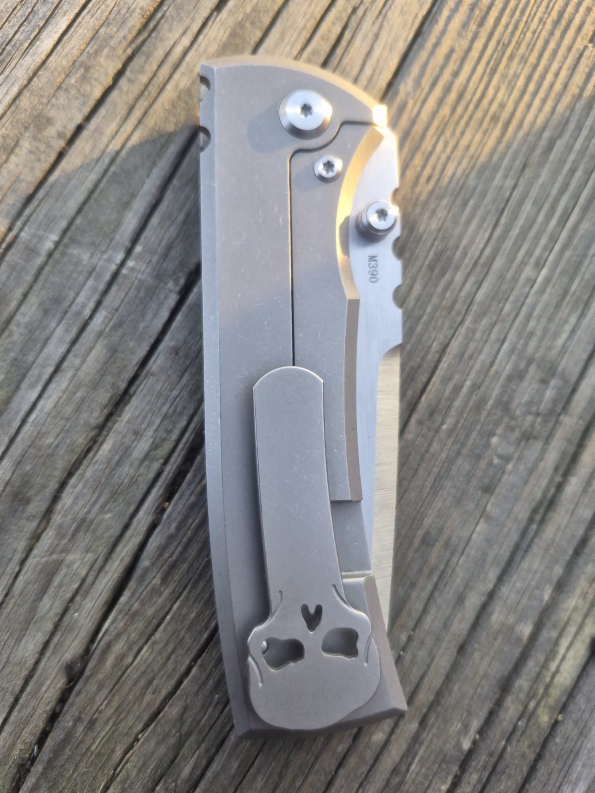 Chaves Ultramar Redencion 229 Folder Titanium Scales M390 Tanto Satin Blade