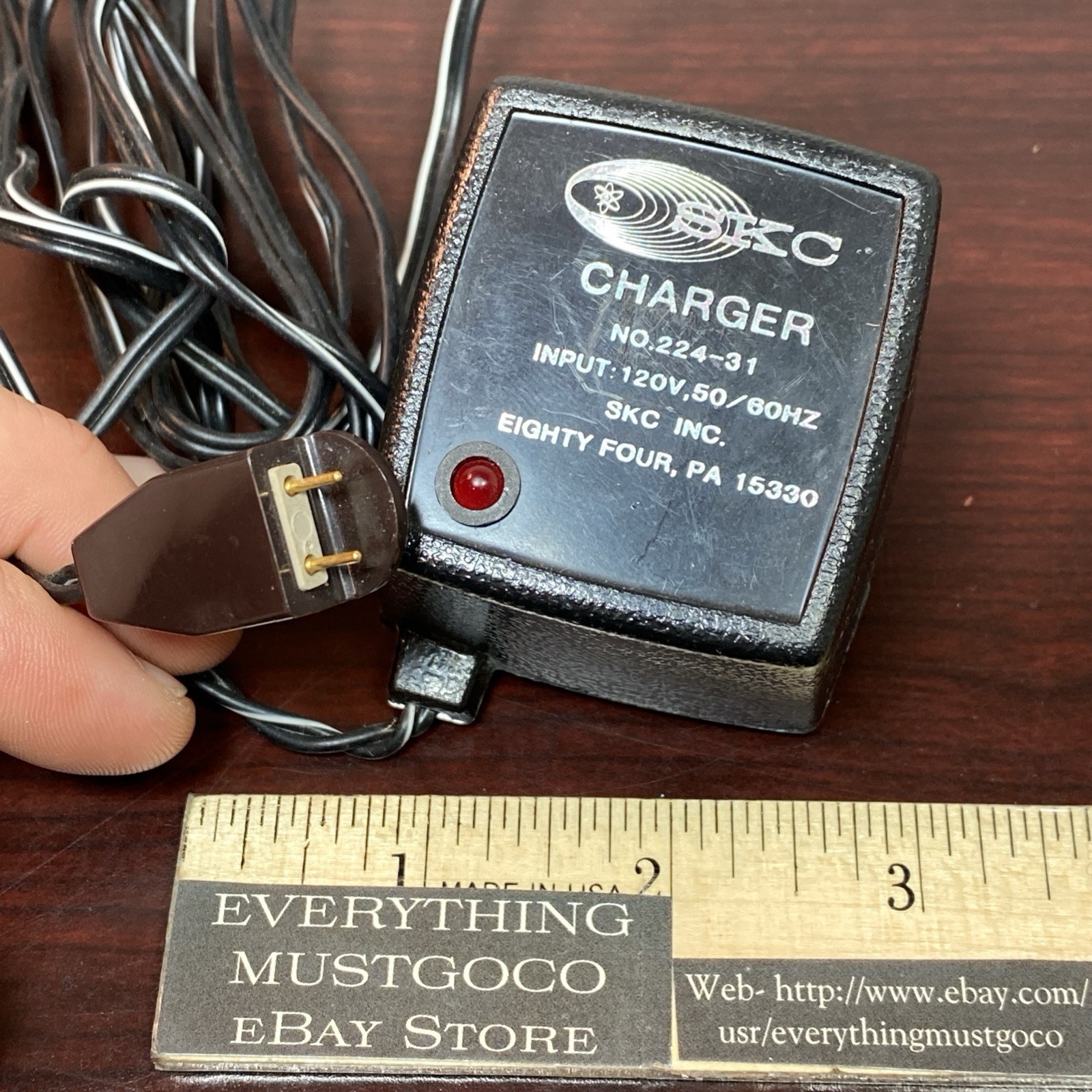 Vtg SKC Inc 224-31 Input 120v 50/60Hz Universal Sample Pump Charger 2 Prong Plug